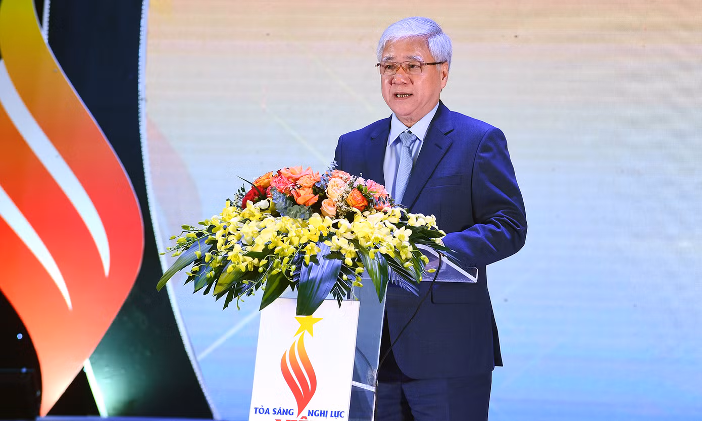 Ông Đỗ Văn Chiến - Bí thư T.Ư Đảng, Chủ tịch Ủy ban T.Ư Mặt trận Tổ quốc Việt Nam phát biểu tại chương trình. Ông Đỗ Văn Chiến - Bí thư T.Ư Đảng, Chủ tịch Ủy ban T.Ư Mặt trận Tổ quốc Việt Nam phát biểu tại chương trình.