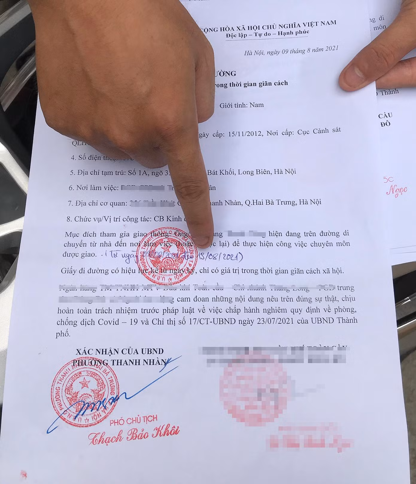 Giấy đi đường được xác nhận của UBND phường Thanh Nhàn, quận Hai Bà Trưng