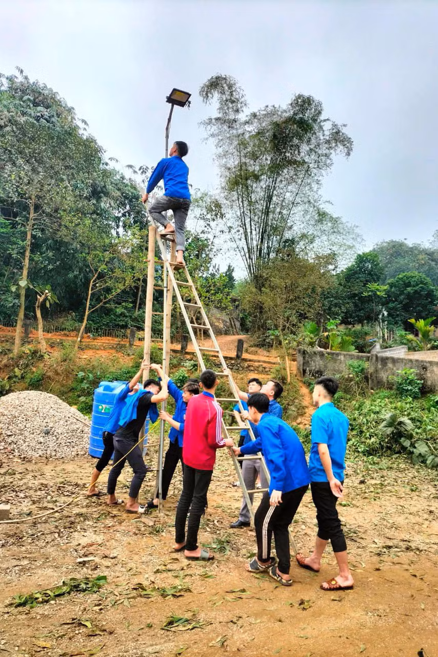 Đồng thời, hoạt động đã góp phần phát huy vai trò xung kích, tình nguyện, sự sáng tạo, trách nhiệm của thanh niên trong tham gia chuyển đổi số, bảo vệ môi trường, ứng phó với biến đổi khí hậu. Đồng thời, hoạt động đã góp phần phát huy vai trò xung kích, tình nguyện, sự sáng tạo, trách nhiệm của thanh niên trong tham gia chuyển đổi số, bảo vệ môi trường, ứng phó với biến đổi khí hậu.