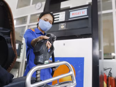 Doanh nghiệp kinh doanh xăng dầu trong nước liên tục kêu lỗ, trong khi cho rằng đại lý ăn lãi lớn	Ảnh: Xuân Phú