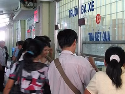 Việc giảm mức thu lệ phí trước bạ được nhận định là sẽ giúp tăng sức mua ôtô trên thị trường, qua đó góp phần gỡ khó cho các doanh nghiệp trong ngành