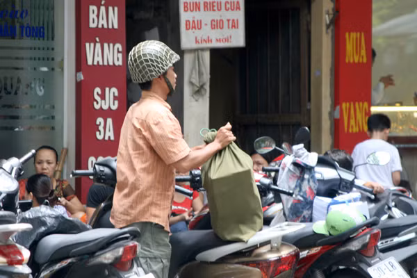 Nhà đầu tư vừa mưa được một số lượng vàng khá lớn
