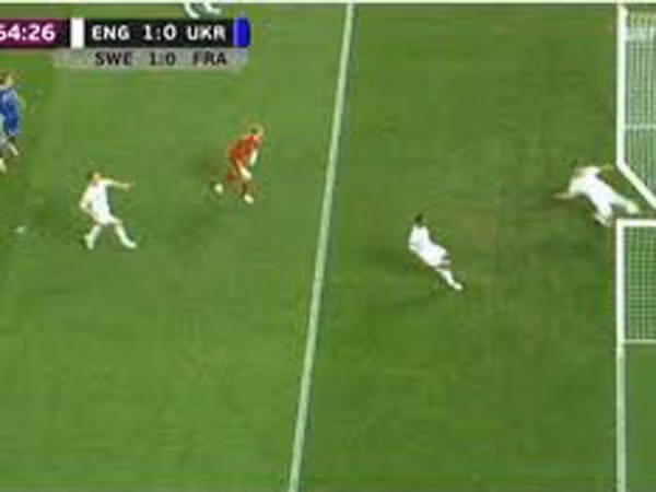 Tuyển Ukraine trải qua tình cảnh của chính tuyển Anh hai năm trước. Ảnh: BBC