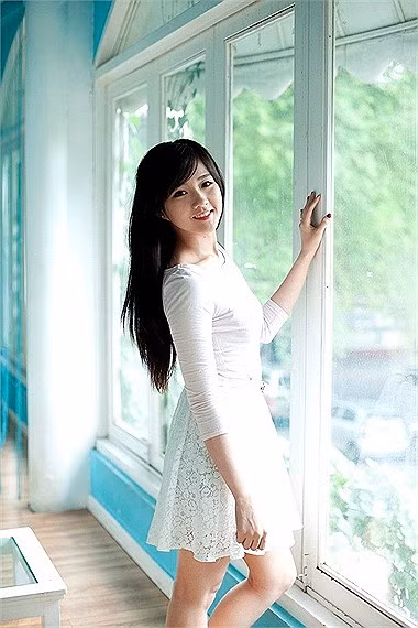 Vẻ đẹp của cô gái này khiến nhiều chàng trai phải xao lòng