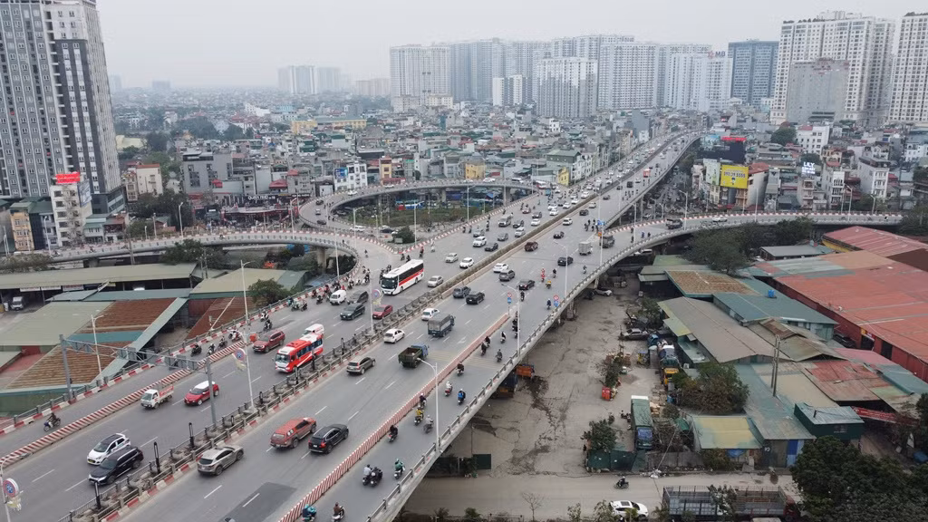 Từ kết quả kiểm định và phát hiện các hư hỏng trên, Ban Duy tu các công trình hạ tầng giao thông Hà Nội đề xuất Sở GTVT Hà Nội báo cáo thành phố sớm cho sửa chữa khắc phục.