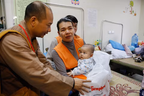 Rơm rớm nước mắt, 