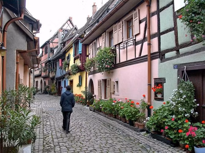  Eguisheim được mệnh danh là trái tim vùng Eguisheim