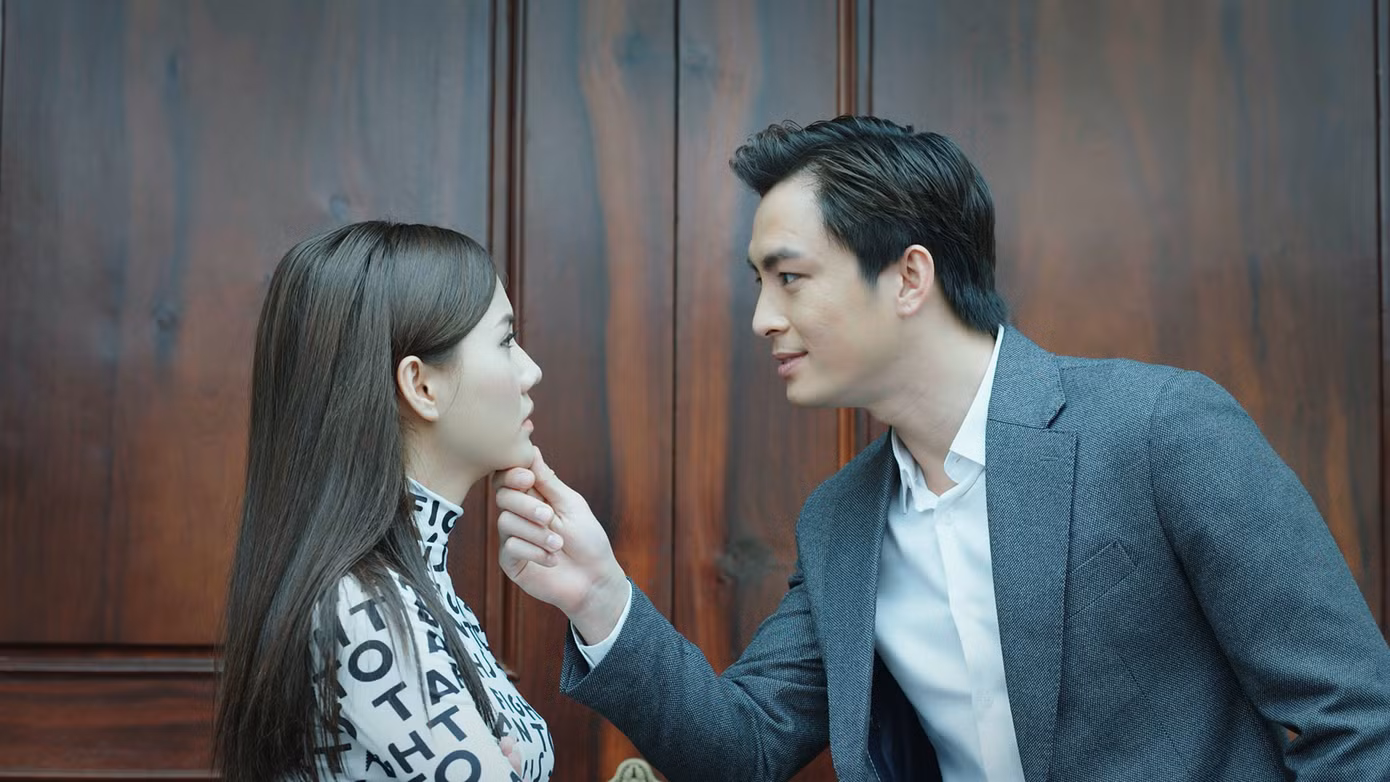 Nơi giấc mơ tìm về không tràn ngập drama mà thay vào đó là những tình huống, những câu chuyện nhỏ về mẫu thuẫn thế hệ, cách hành xử giữa các thành viên trong gia đình.