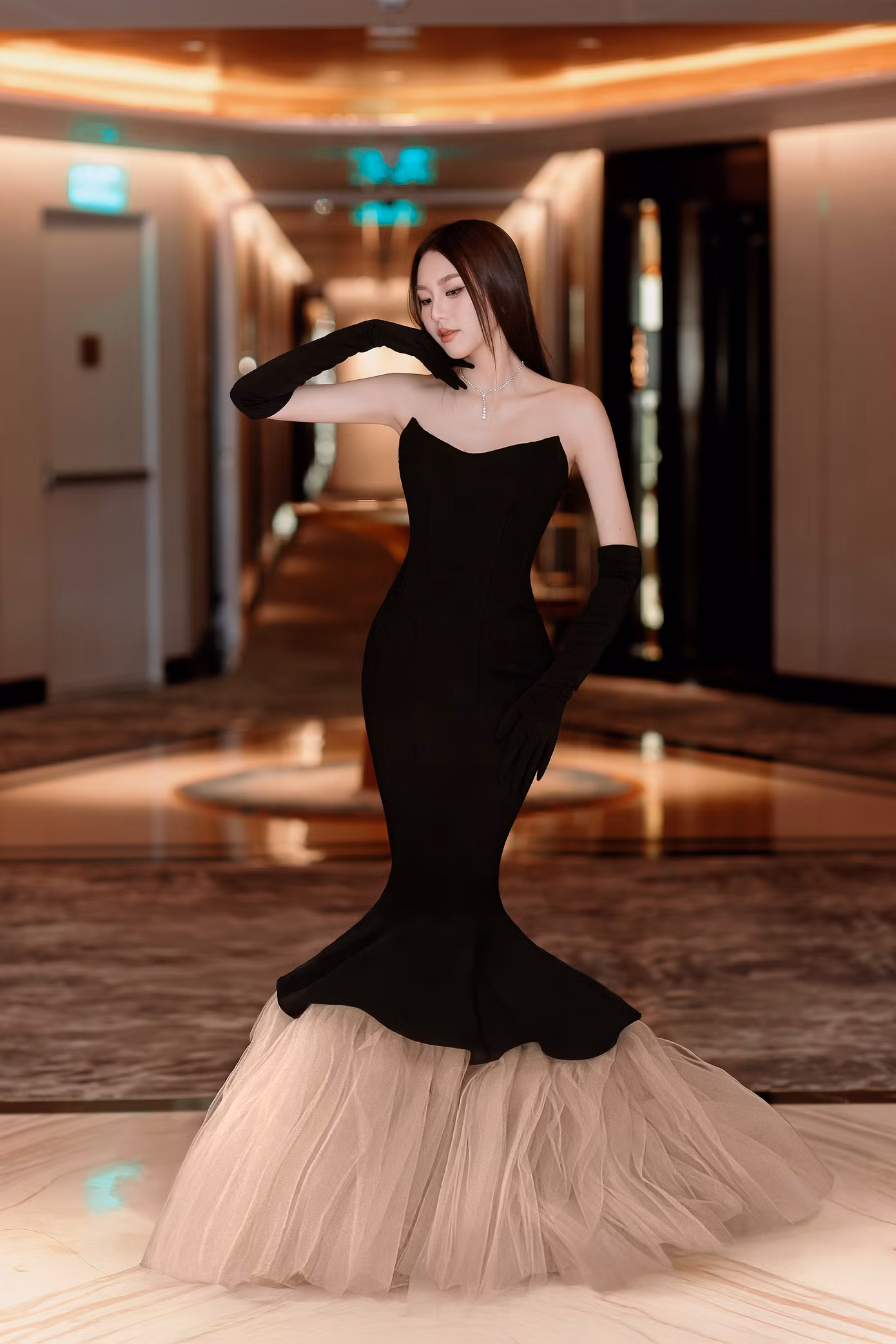 Nghi Phượng vẫn luôn không ngừng học tập, trau dồi và rèn luyện bản thân để hoàn thiện hơn. Nghi Phượng vẫn luôn không ngừng học tập, trau dồi và rèn luyện bản thân để hoàn thiện hơn.