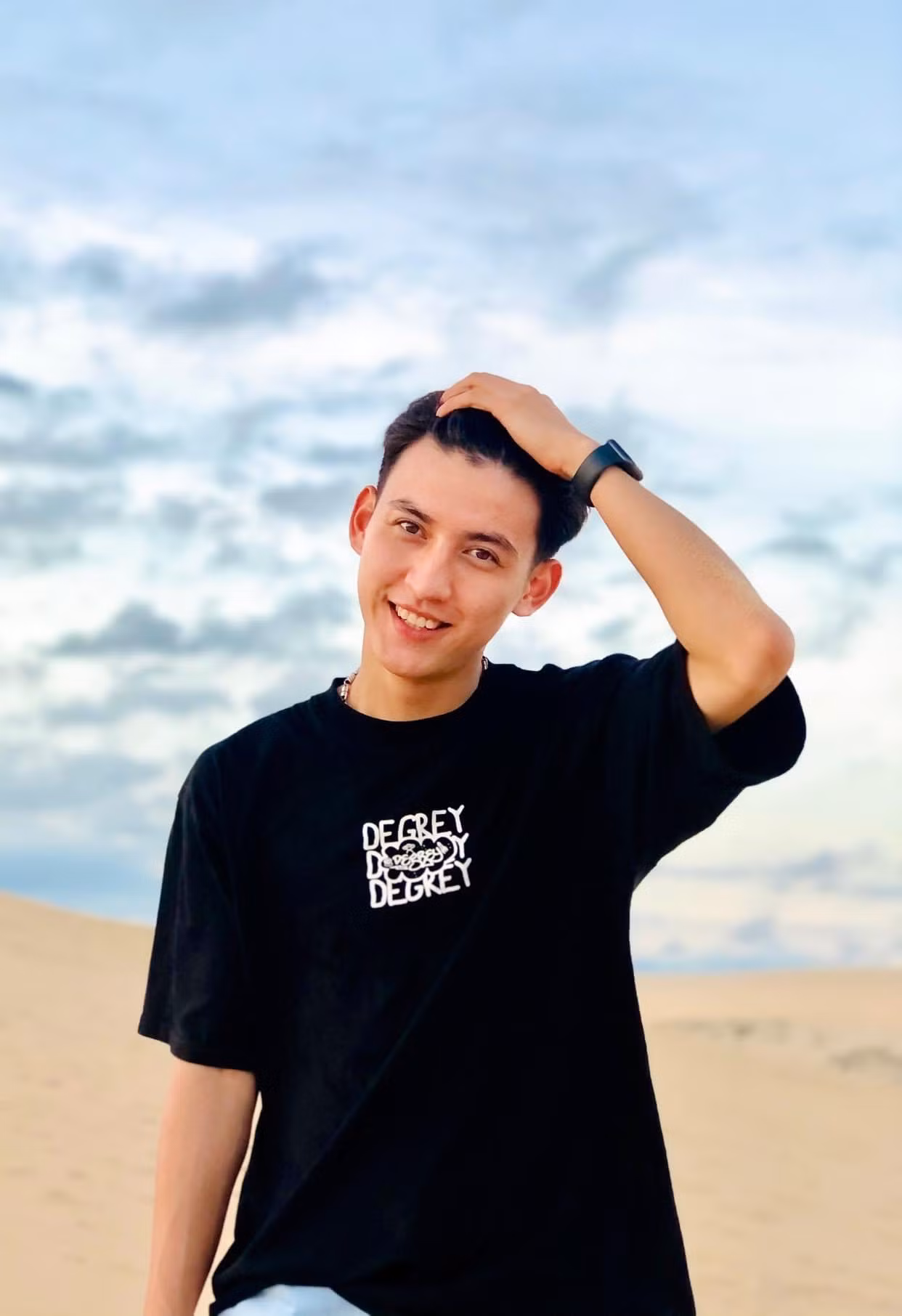Song song là một người sinh viên, Đức Nguyên còn là Phó Bí thư Đoàn trường Đại học Sân khấu – Điện ảnh TP.HCM.