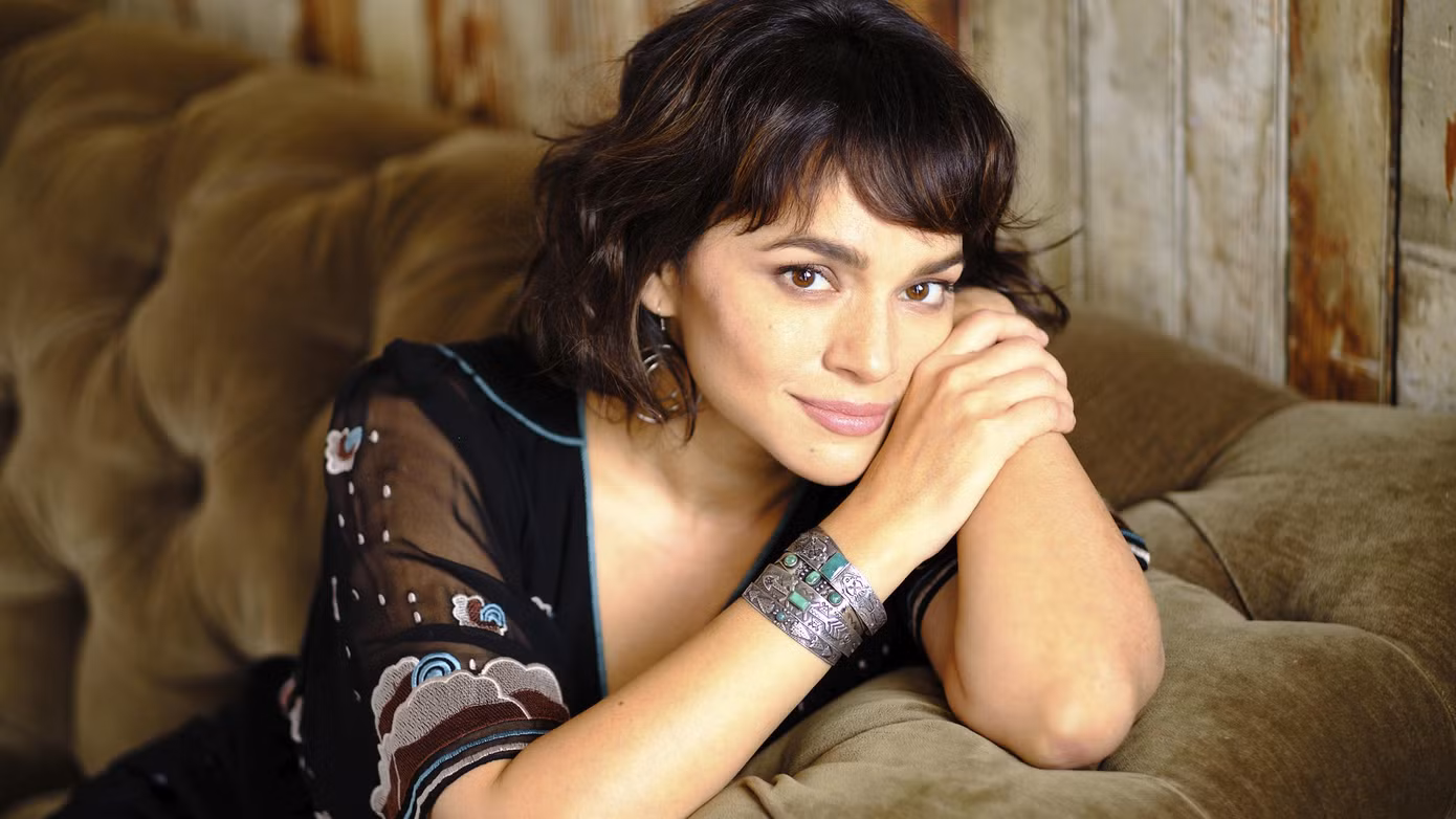 Radar âm nhạc tháng 5: "Con cưng Grammys" Norah Jones trở lại nhưng liệu còn hot như xưa? ảnh 2