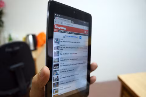 Có thể gọi Fonepad 2 là chiếc tablet có khả năng gọi điện