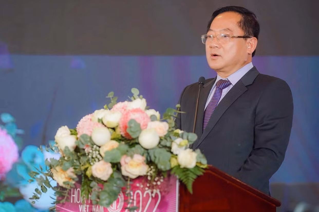 Nhà báo Lê Xuân Sơn, Tổng Biên tập báo Tiền Phong, Trưởng Ban tổ chức cuộc thi Hoa Hậu Việt Nam 2022 Nhà báo Lê Xuân Sơn, Tổng Biên tập báo Tiền Phong, Trưởng Ban tổ chức cuộc thi Hoa Hậu Việt Nam 2022
