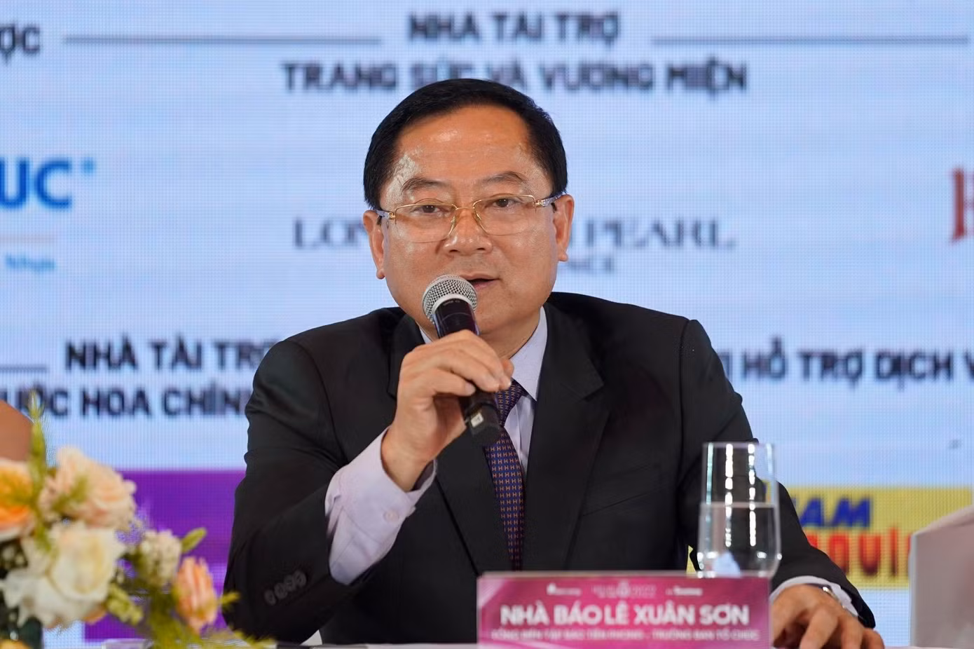 Nhà báo Lê Xuân Sơn - Tổng Biên tập báo Tiền Phong, Trưởng ban tổ chức cuộc thi Hoa hậu Việt Nam 2022 Nhà báo Lê Xuân Sơn - Tổng Biên tập báo Tiền Phong, Trưởng ban tổ chức cuộc thi Hoa hậu Việt Nam 2022