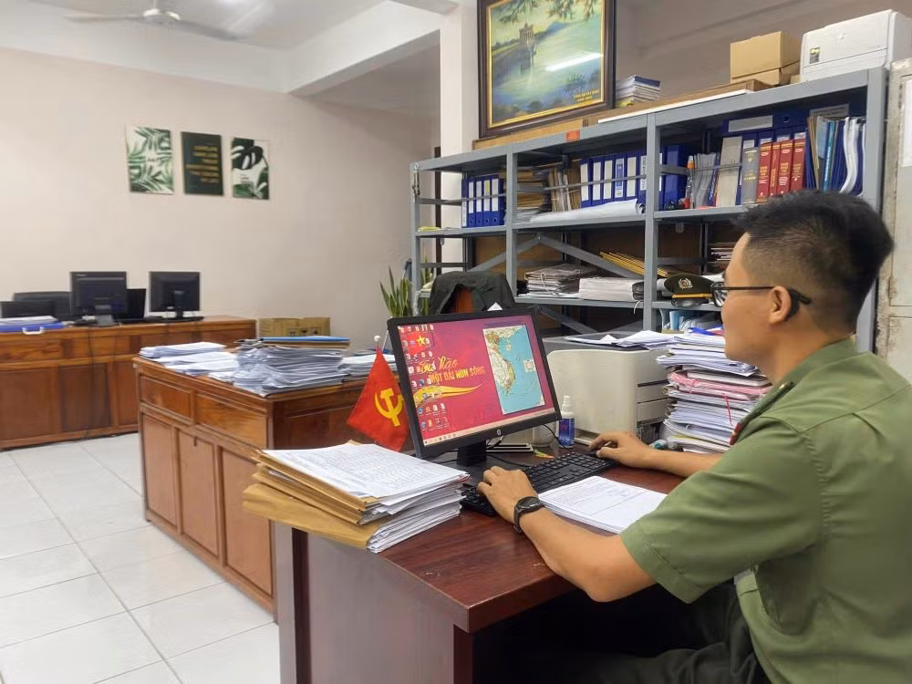 Trước đó ngày 12/10, T.Ư Đoàn TNCS Hồ Chí Minh họp trực tuyến với các tỉnh, thành Đoàn và Đoàn trực thuộc về việc triển khai Đề án Cuộc vận động “Tự hào một dải non sông”.