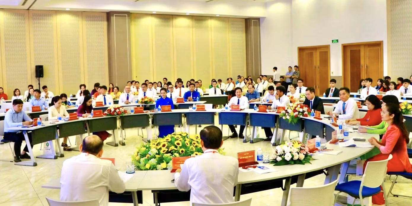 Đại hội Hội Thầy thuốc trẻ tỉnh Bình Dương