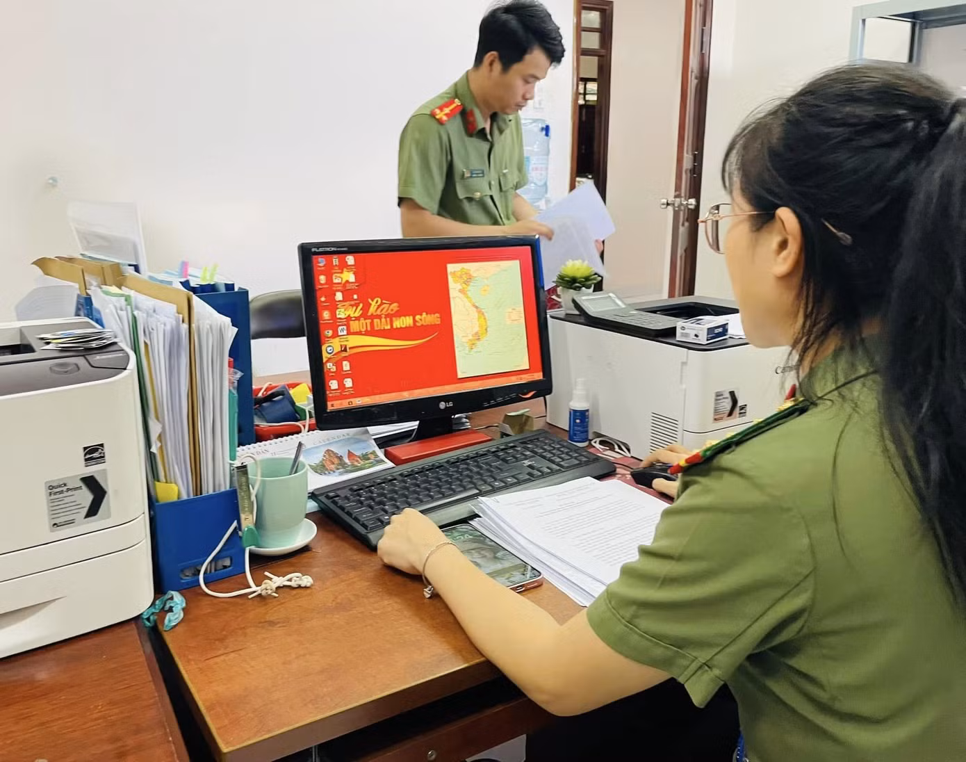 Tuổi trẻ công an Bình Phước hưởng ứng cuộc vận động "Tự hào một dải non sông".