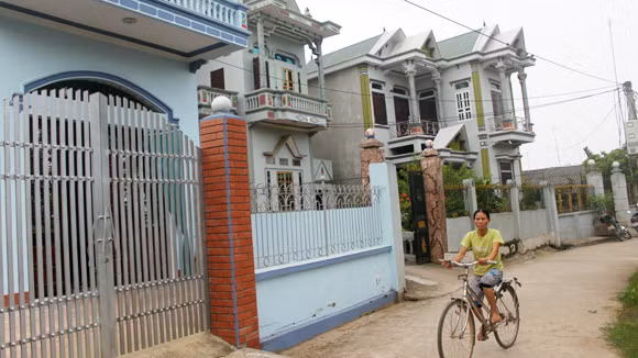 Biệt thự của một “cai tóc”