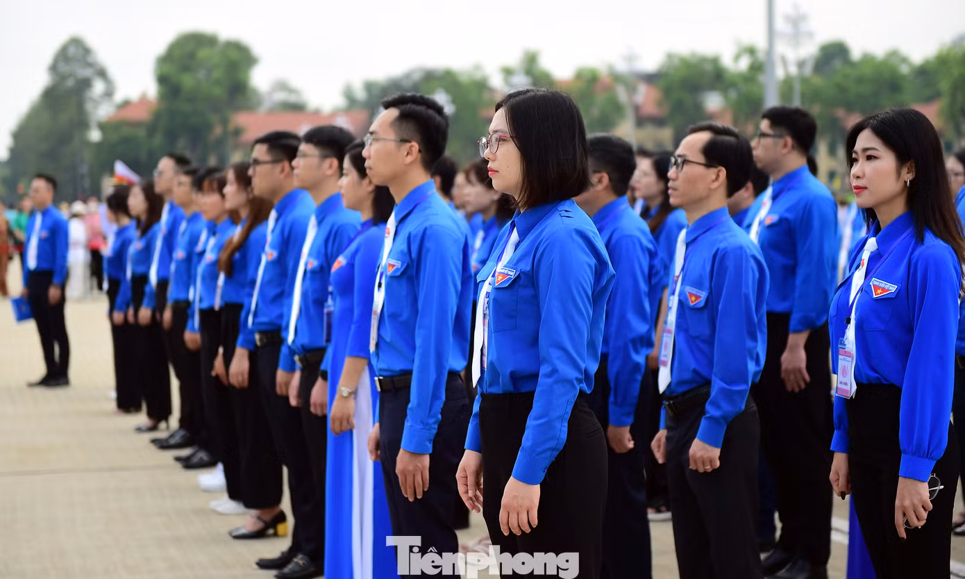 Các đại biểu có độ tuổi trung bình là 30 tuổi; trong đó có 32 đại biểu nữ, 43 đại biểu nam. Các đại biểu đến từ 56 cơ sở Đoàn trực thuộc Đoàn Khối với nhiều thành phần, gồm cán bộ, công chức, viên chức, nhà báo trẻ, cán bộ Đoàn, giảng viên trẻ, sinh viên, nhà khoa học, văn nghệ sĩ.