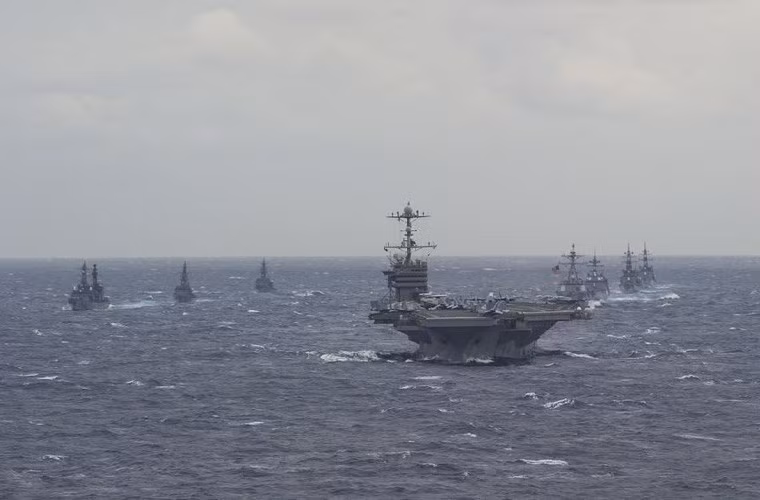  Lực lượng tham gia về phía Mỹ có tàu sân bay USS George Washington (CVN 73), tuần dương tên lửa USS Antietam (CG 54), tàu khu trục tên lửa USS Curtis Wilbur (DDG 54), USS Lassen (DDG 82), USS McCampbell (DDG 85) và USS Mustin (DDG-89)