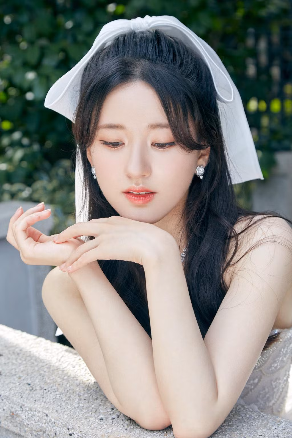 Vì yêu nên những 'bông hoa tâm hồn' luôn được tắm nắng, hạnh phúc, vui tươi và trên gương mặt họ luôn nở nụ cười hạnh phúc. Vì yêu nên những 'bông hoa tâm hồn' luôn được tắm nắng, hạnh phúc, vui tươi và trên gương mặt họ luôn nở nụ cười hạnh phúc.