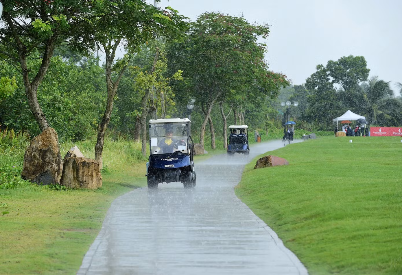 Golfer Nguyễn Đức Sơn dẫn đầu sau ngày thi đấu thứ nhất ảnh 58 Golfer Nguyễn Đức Sơn dẫn đầu sau ngày thi đấu thứ nhất ảnh 58