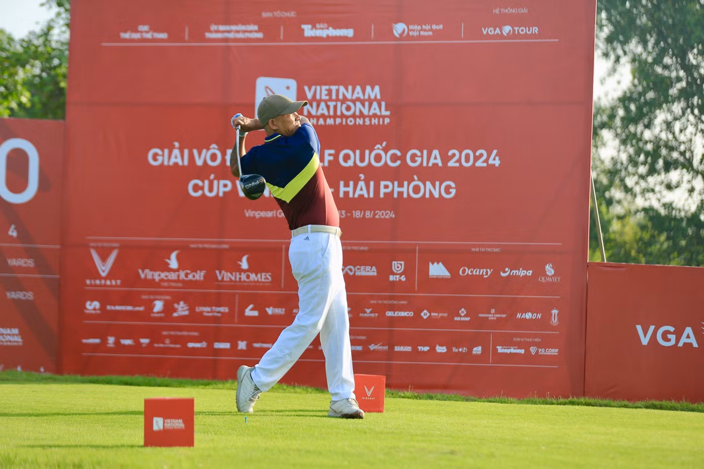 Golfer Nguyễn Đức Sơn dẫn đầu sau ngày thi đấu thứ nhất ảnh 32 Golfer Nguyễn Đức Sơn dẫn đầu sau ngày thi đấu thứ nhất ảnh 32