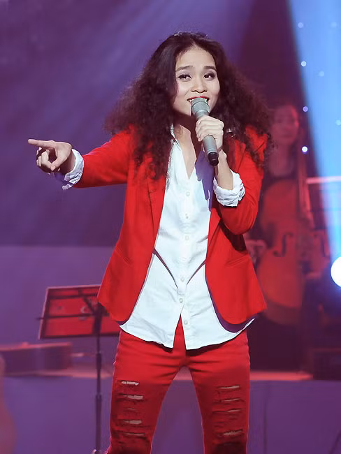 Là một gương mặt hoàn toàn mới của Bài Hát Việt nhưng Đồng Lan đã tạo được nhiều ấn tượng với khán giả cũng như Hội đồng nghệ thuật