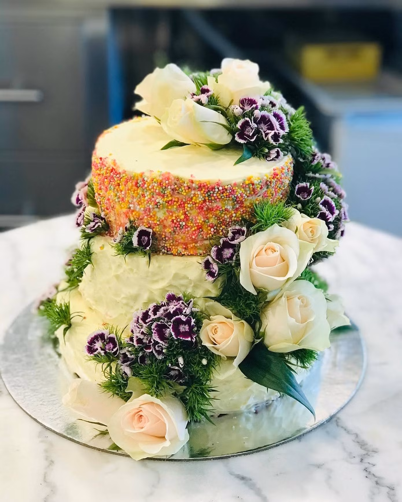 Chiếc bánh đầu tiên Bích Liên làm khi đến Melbourne, Úc. Chiếc bánh đầu tiên Bích Liên làm khi đến Melbourne, Úc.