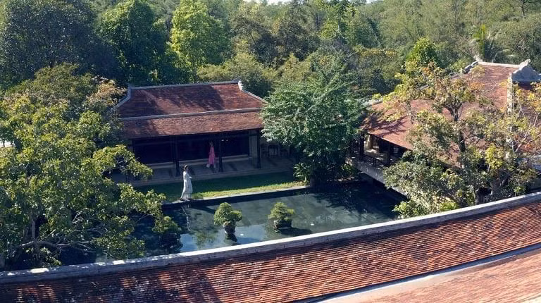 Vườn Tịnh cư Cát Tường Quân - một trong những nơi ghi hình của đoàn phim. (Ảnh: Thạnh LyLy)