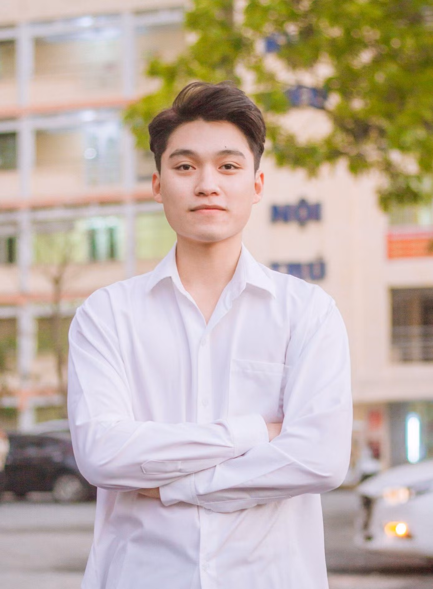 Trần Xuân Vũ với gương mặt điển trai, nổi bật trong trường. (Ảnh: NVCC)