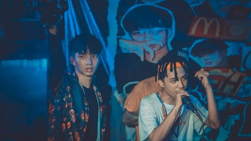 Mỗi lần rap trên sân khấu là Anh Toàn được cháy hết mình.