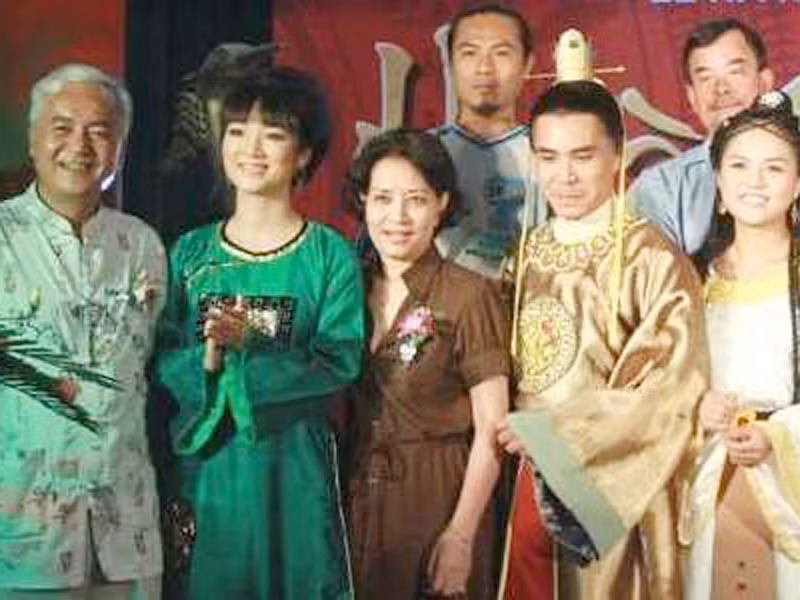 Đoàn làm phim Lý Công Uẩn