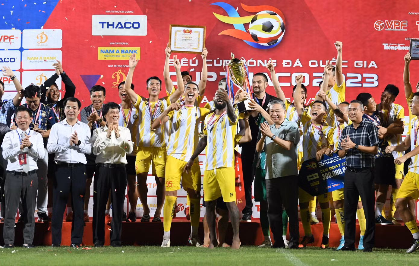 Đông Á Thanh Hoá lần thứ hai giành Siêu cúp sau khi đánh bại Công an Hà Nội 3-1 ảnh 69