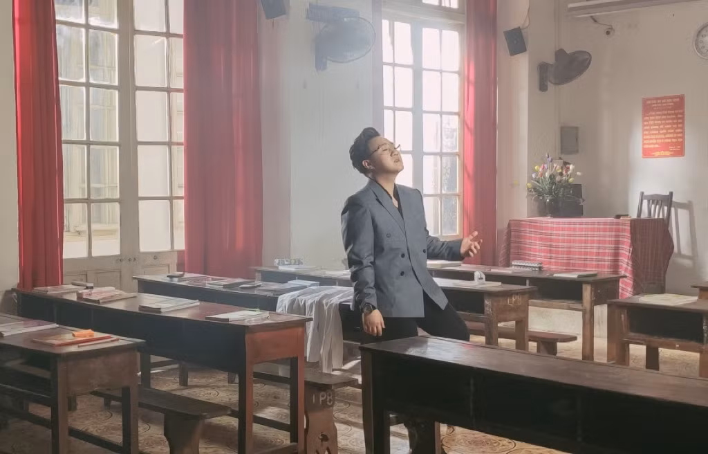MV mới của Trung Quân lọt Top 5 Trending YouTube, khán giả đòi làm ngay phần 2 ảnh 5