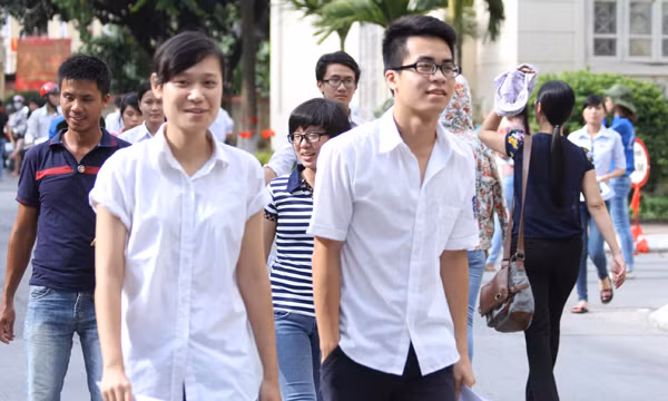 Thí sinh dự thi đại học đợt 1