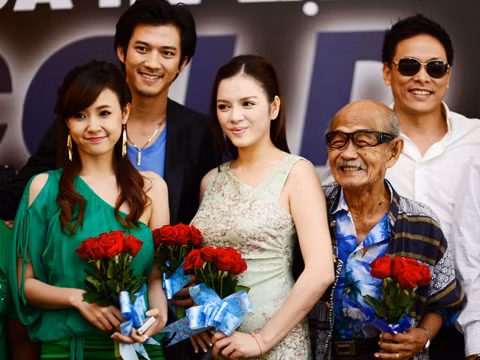 Đạo diễn Ngô Quang Hải và các diễn viên chính của phim