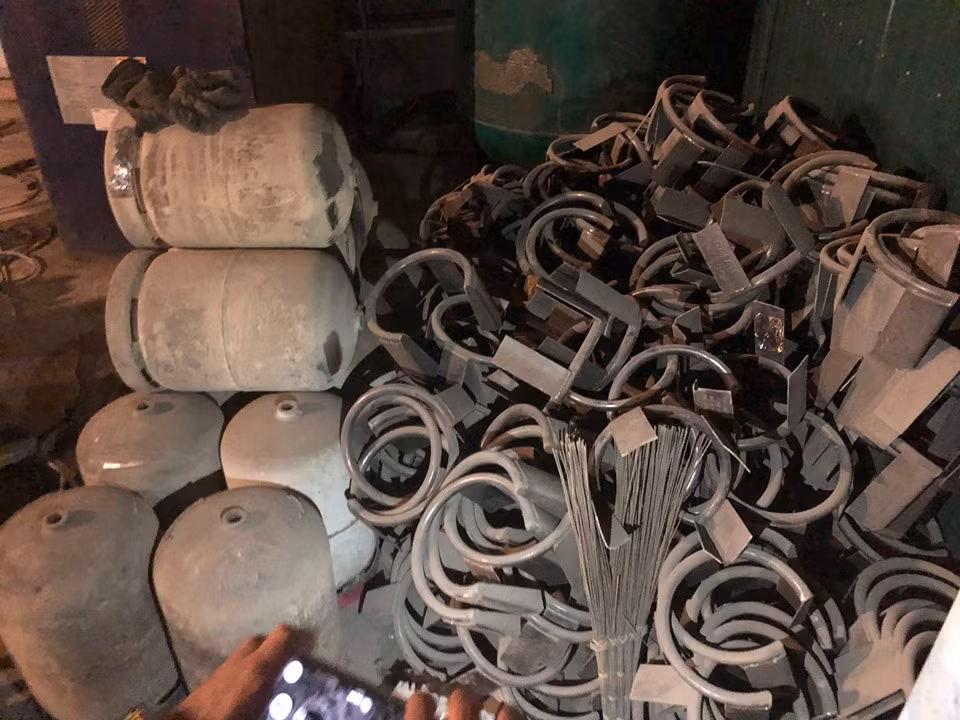 Một công ty có dấu hiệu chiếm giữ, sửa chữa bình gas trái phép ảnh 2