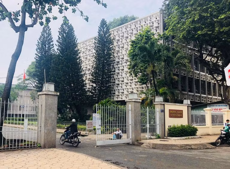 Trường ĐH Y dược TP. HCM xét tuyển kết hợp với chứng chỉ tiếng Anh quốc tế.