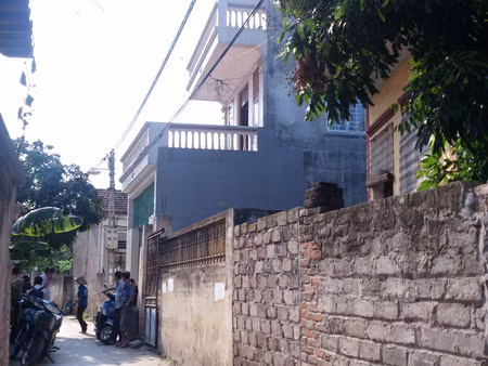 Ngôi nhà bà Hiền mới xây dựng khá khang trang. Ảnh: Tuấn Nguyễn