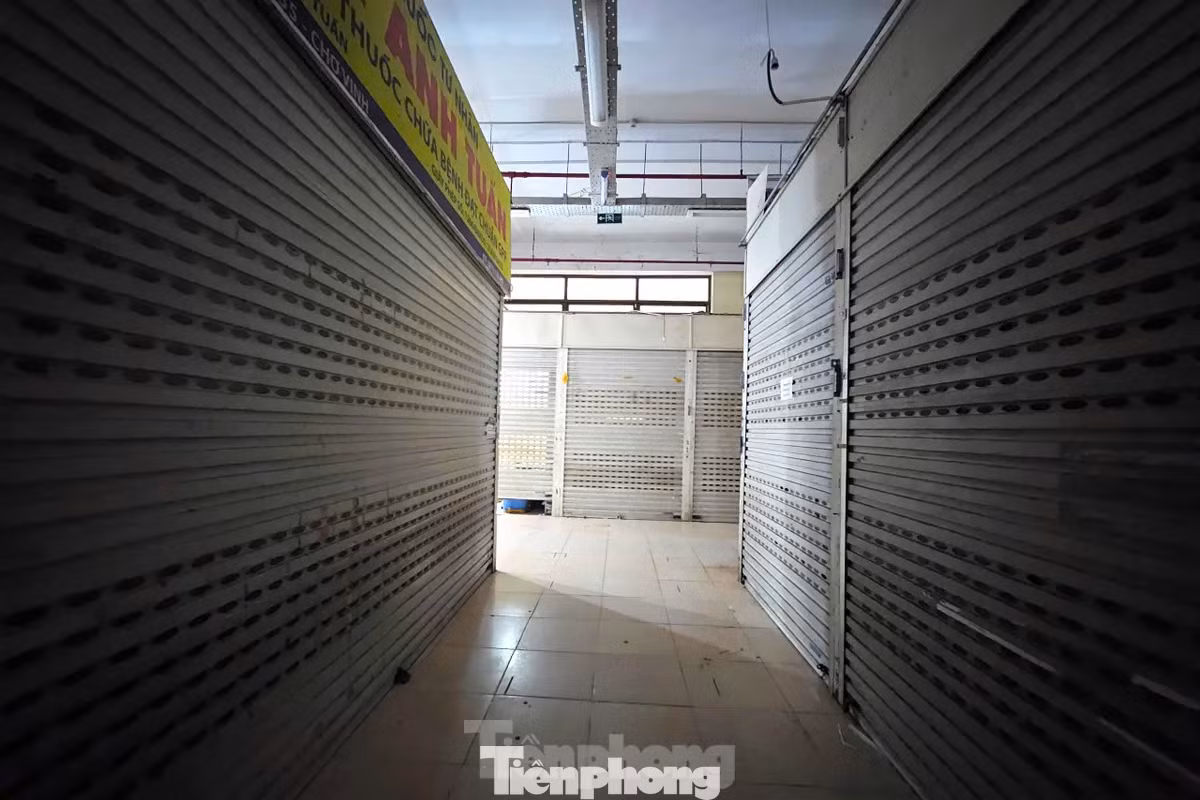 Nhiều tiểu thương trên cả nước đóng cửa tạm ngừng kinh doanh.
