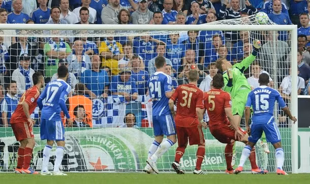 Bàn thắng của Drogba giúp Chelsea sống lại hy vọng đoạt cúp Champions League