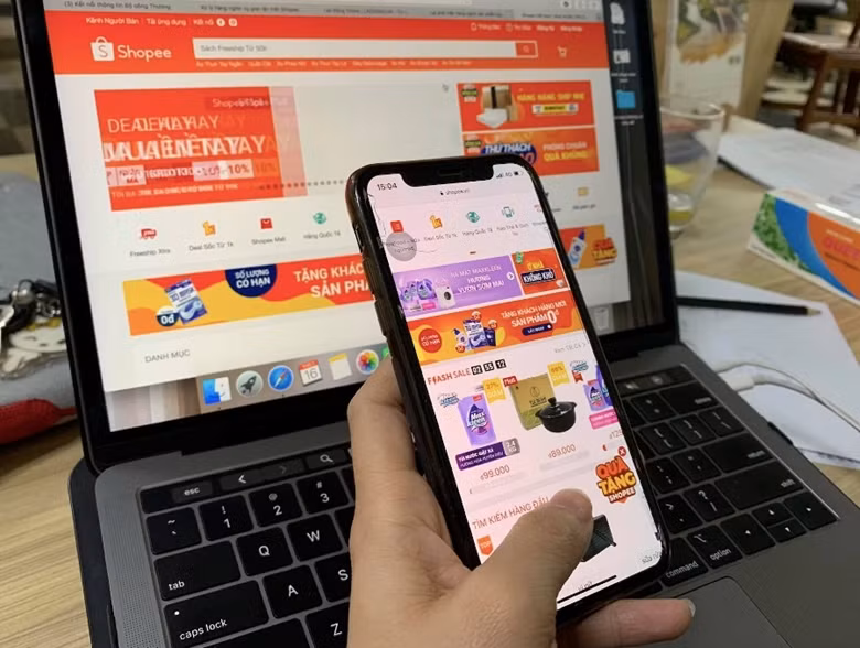 Trong trường hợp giao dịch bị hủy hoặc hàng bị trả lại, sàn được phép bù trừ số thuế đã nộp thay với số thuế phát sinh từ các giao dịch. Trong trường hợp giao dịch bị hủy hoặc hàng bị trả lại, sàn được phép bù trừ số thuế đã nộp thay với số thuế phát sinh từ các giao dịch.