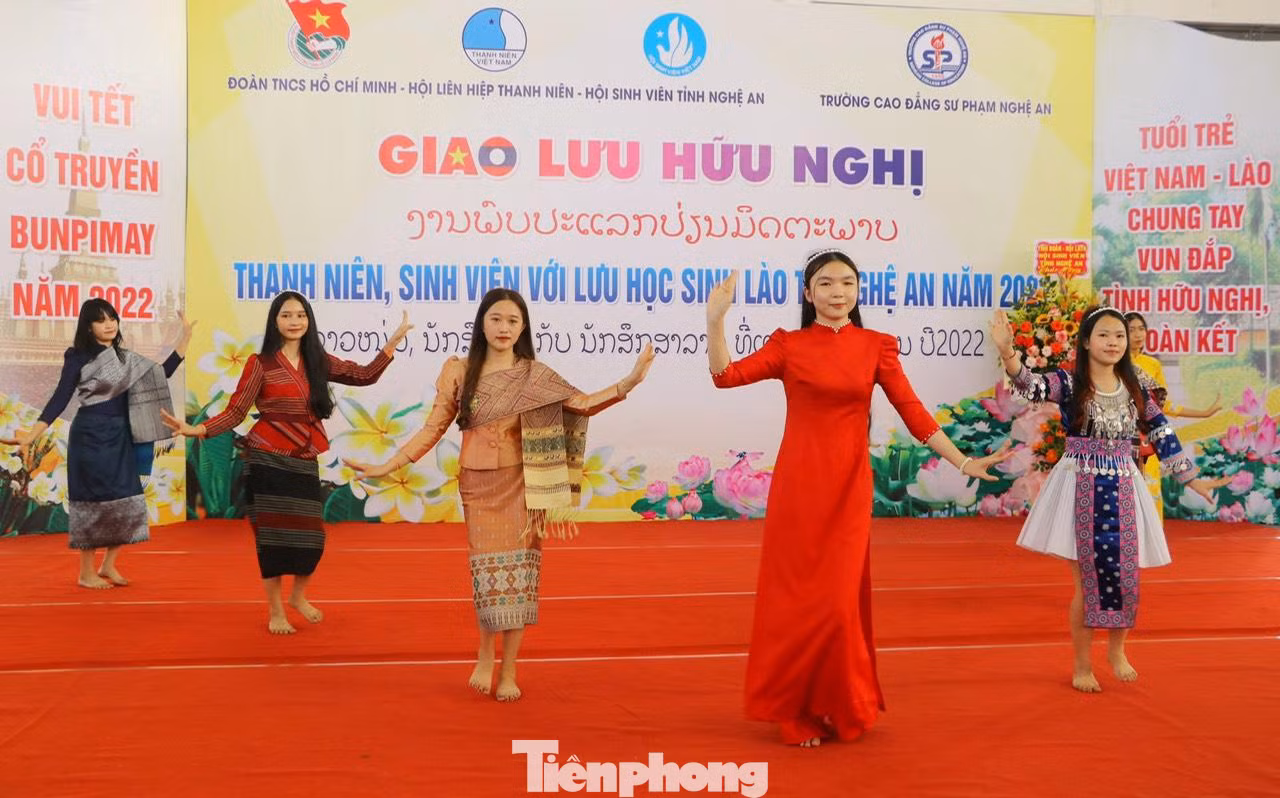 Nghệ An là một trong những tỉnh có số lượng lớn lưu học sinh Lào với gần 600 người đang theo học tại các trường Đại học, cao đẳng.