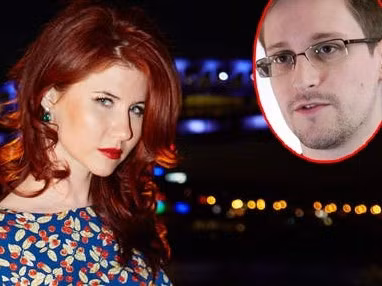 Anna Chapman cầu hôn Snowden