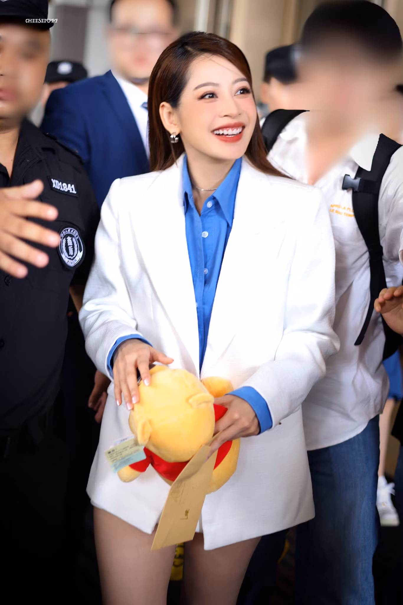 Trước thềm chung kết, Weibo của Chi Pu vượt mốc 300.000 người theo dõi. Cô chia sẻ trên Weibo cá nhân: "Thời gian tới, tôi sẽ hoạt động song song ở cả 2 thị trường là Trung Quốc và Việt Nam. Nếu có dự án phù hợp, tôi sẽ sắp xếp thời gian để tham gia. Trọng tâm công việc của tôi vẫn là âm nhạc, điện ảnh, kinh doanh và game show”.