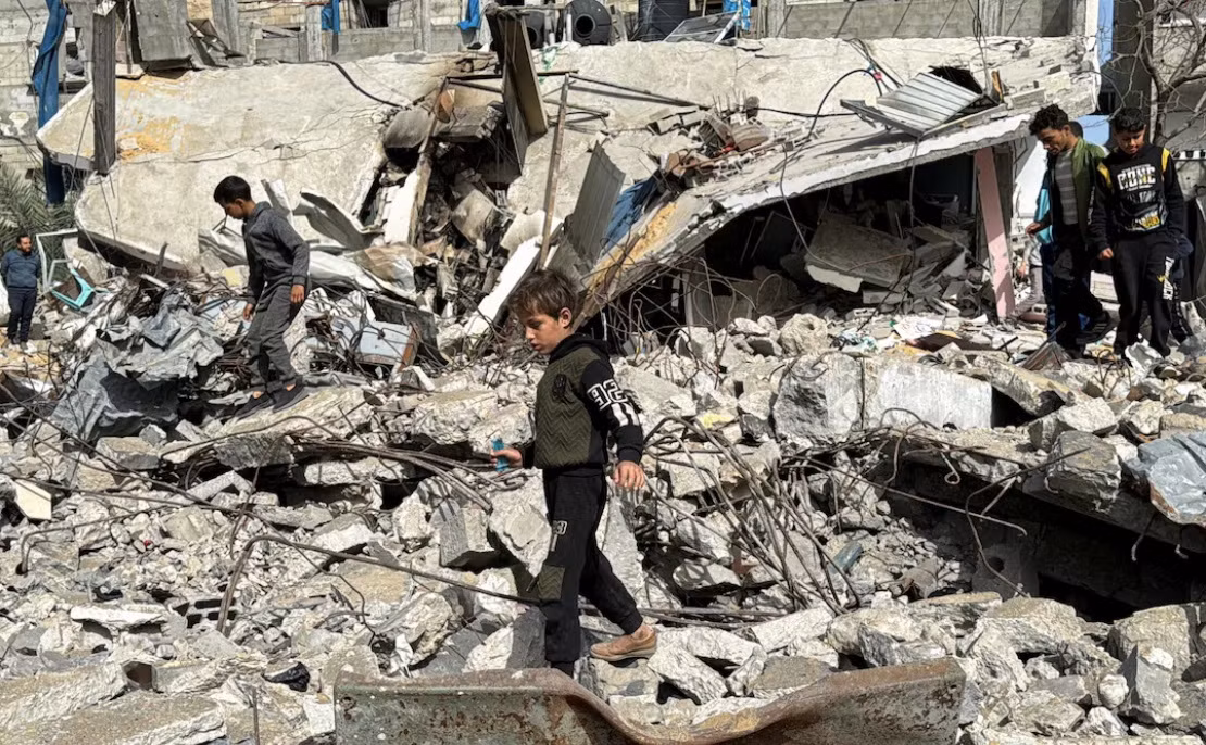 Cảnh tượng hoang tàn ở Dải Gaza. (Ảnh: Reuters)
