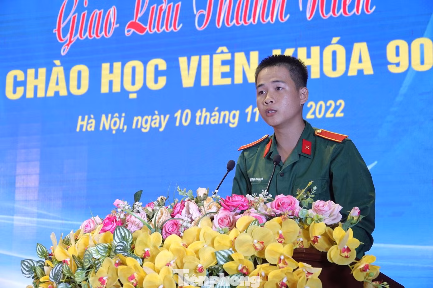 Binh nhì Mương Vinh Quý chia sẻ cảm xúc khi trở thành học viên Trường SQLQ1 tại chương trình giao lưu. Ảnh: Nguyễn Minh