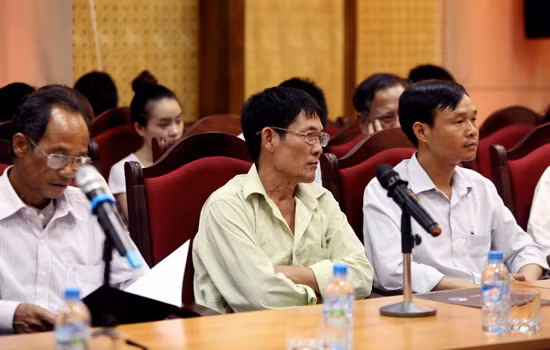 Đại diện một số nông dân tại cuộc đối thoại Ảnh: Ngọc Thành