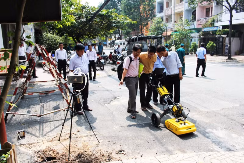 Máy Georadar tiến hành dò tìm